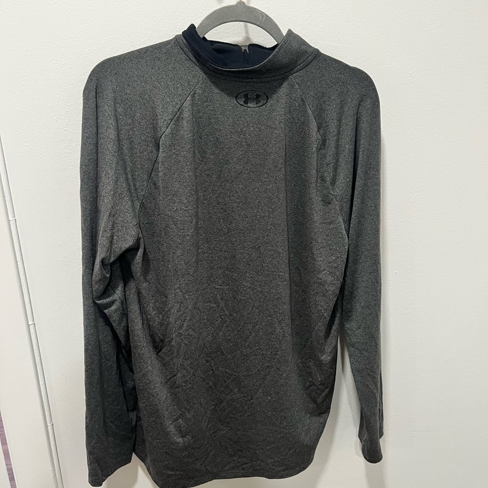 Under Armour Quarter Zip - Picture 2 of 2